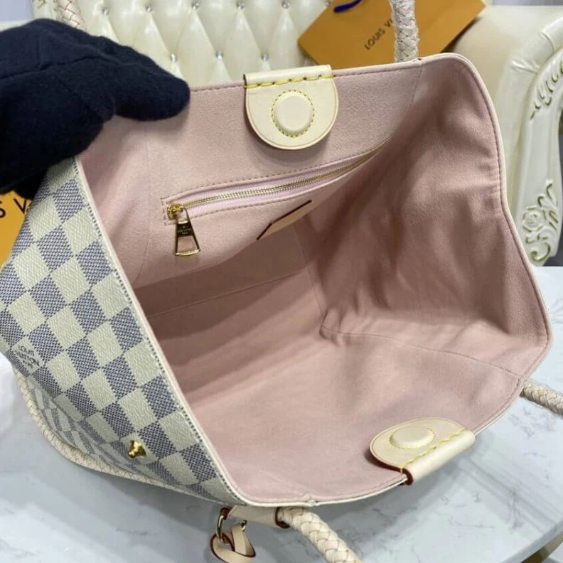 Mythick.ru 2 magneti LV Damier Azur Canvas Propriano