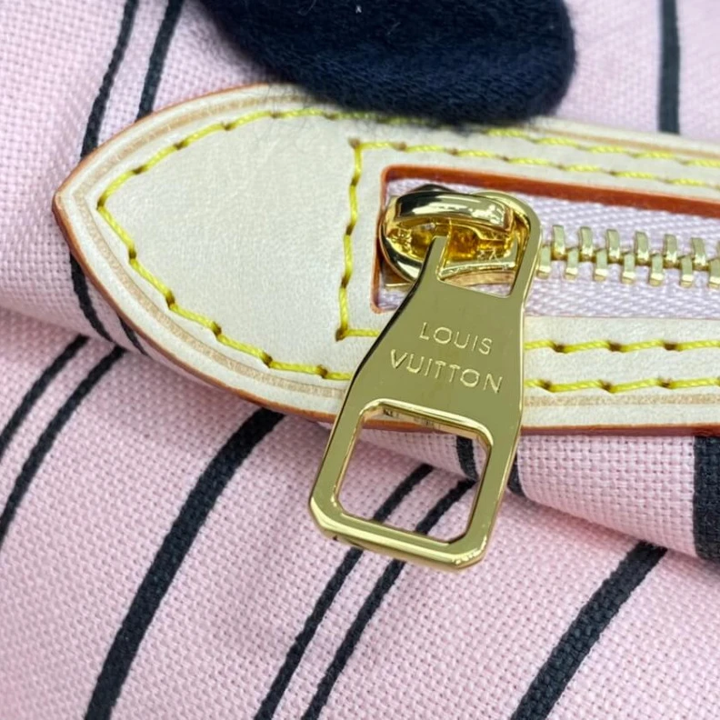 Mythick ru Golden br LV Damier Azur Delightful MM Pink