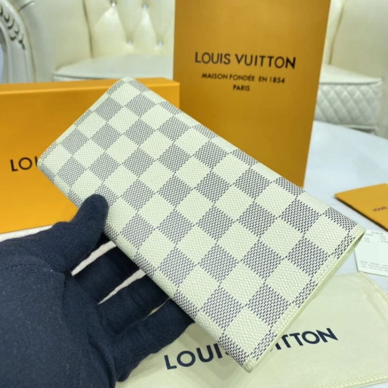 Mythick.ru Damier Az Louis Vuitton Damier Azur Emilie Wallet Beige