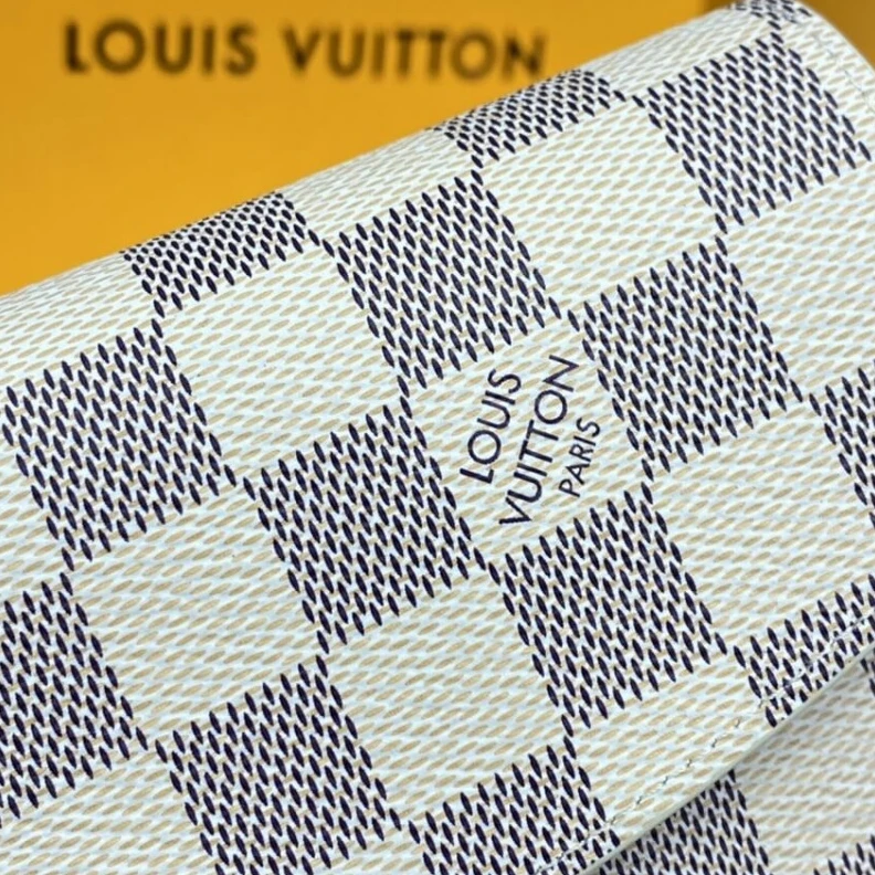 Replica bags Rose Ball Louis Vuitton Damier Azur Emilie Wallet Pink