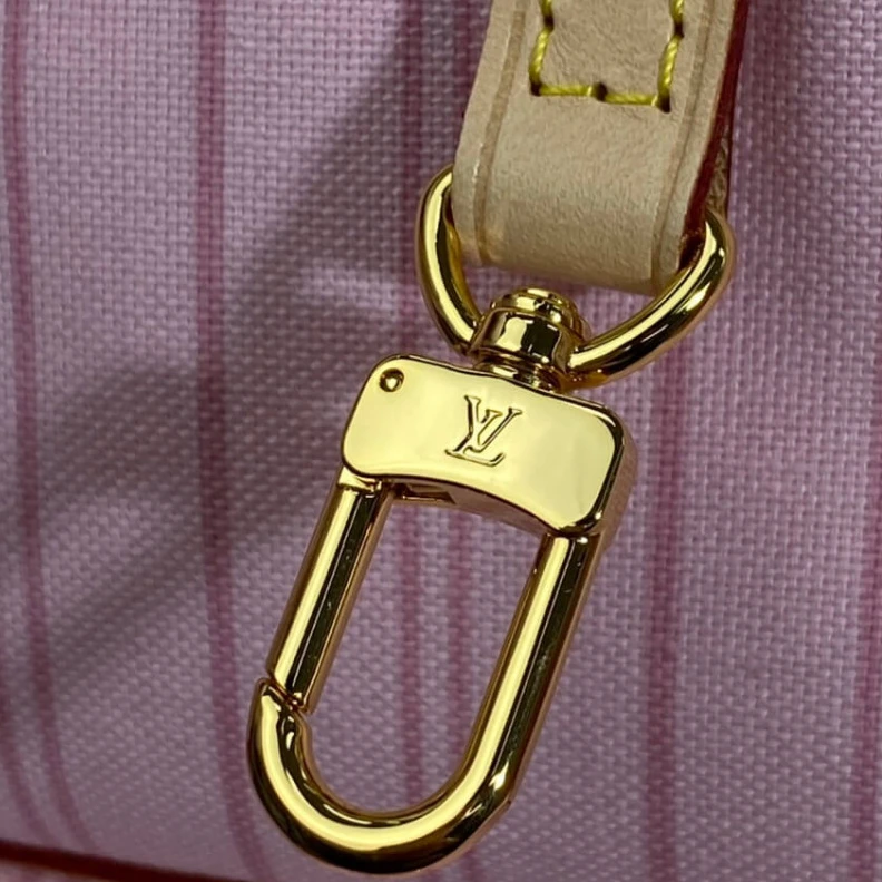 Louis vuitton locations The Neverf Louis Vuitton Damier Azur Neverfull GM Pink