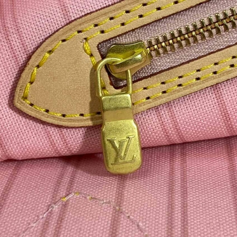 Replica bag Hook clos Louis Vuitton Damier Azur Neverfull MM Pink