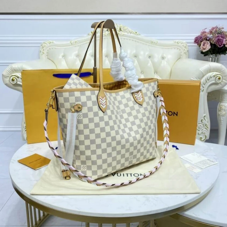 Mythick.ru Flat, tex Louis Vuitton Damier Azur Neverfull MM