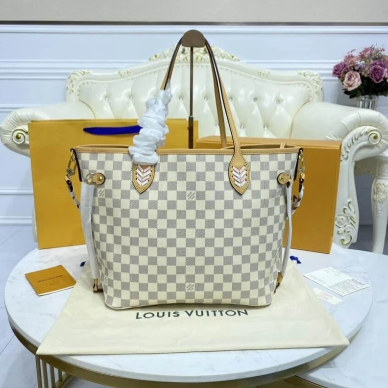 Mythick.ru Flat, tex Louis Vuitton Damier Azur Neverfull MM