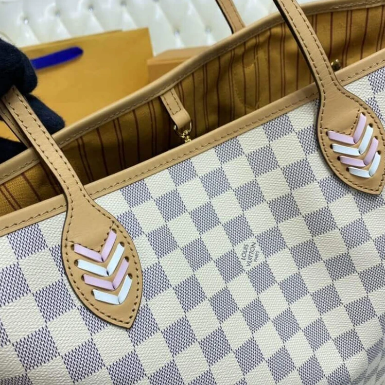 Mythick.ru Flat, tex Louis Vuitton Damier Azur Neverfull MM