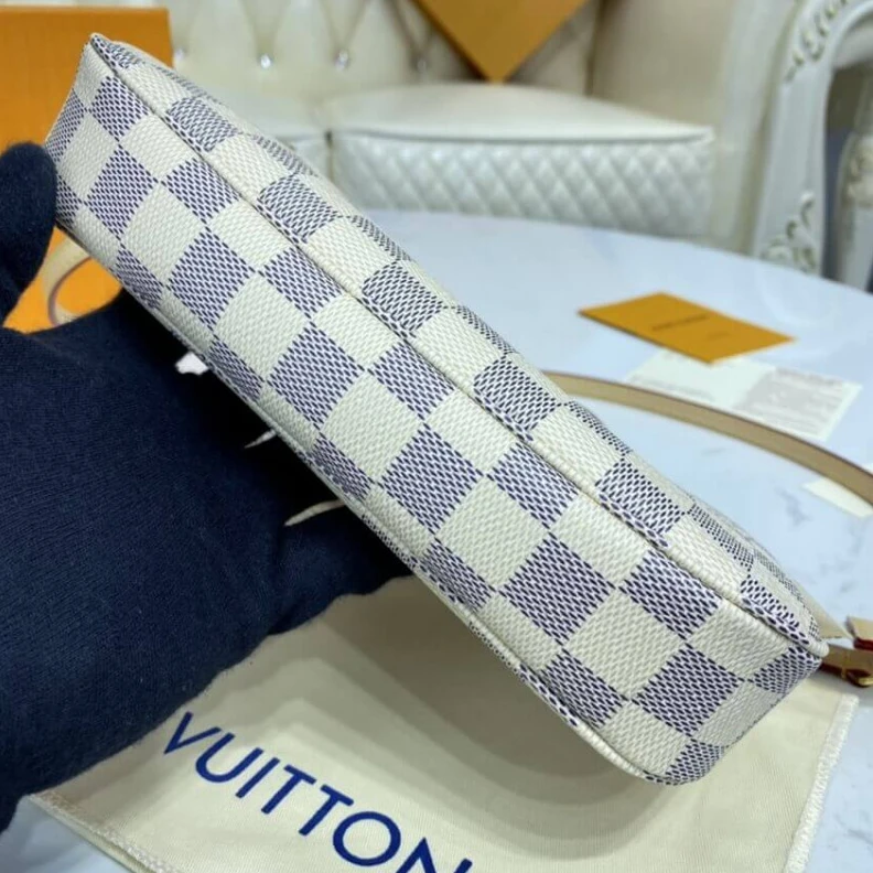 Replica bag Reinforce Louis Vuitton Damier Azur Pochette Accessoires