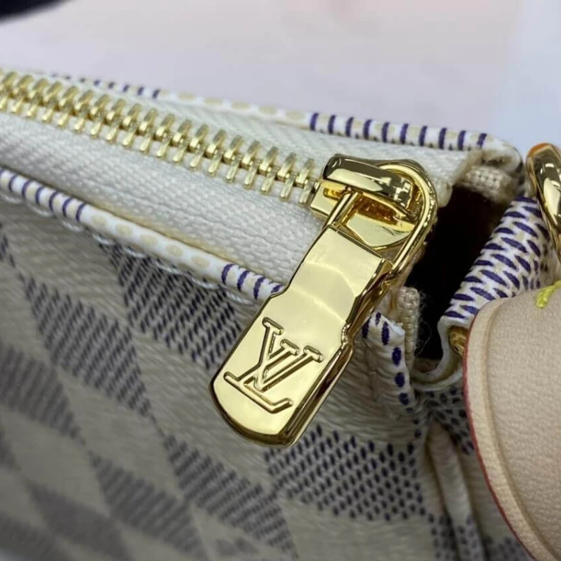 Replica bag Reinforce Louis Vuitton Damier Azur Pochette Accessoires