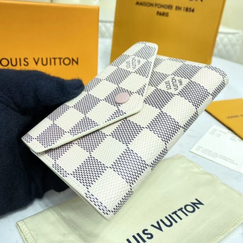 Mythick.ru Goldcolor Louis Vuitton Damier Azur Victorine Wallet Pink