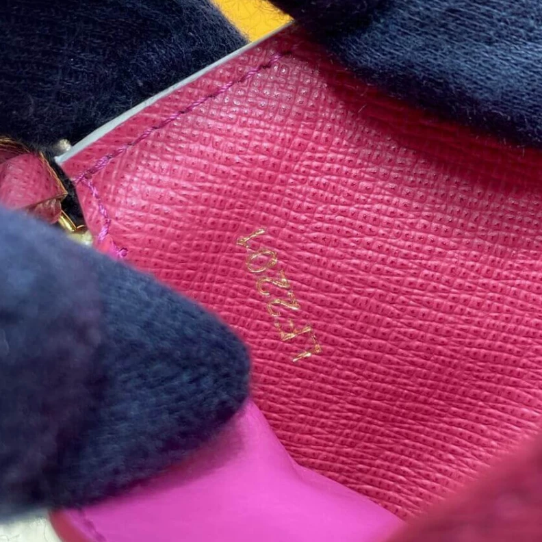 Replica bag This compa Louis Vuitton Damier Azur Victorine Wallet