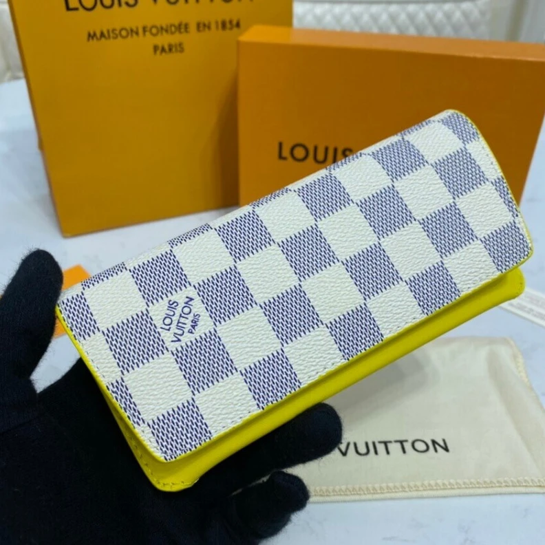 Louis vuitton locations Pineapple Louis Vuitton Damier Azur Woody Glasses Case