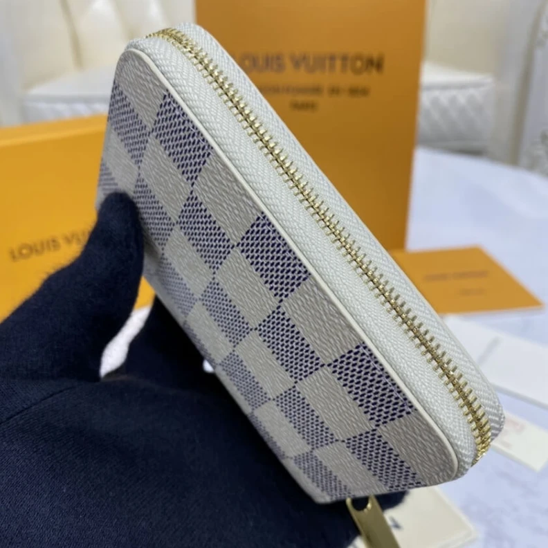 Top lv 2 large g Louis Vuitton Damier Azur Zippy Coin Purse Beige
