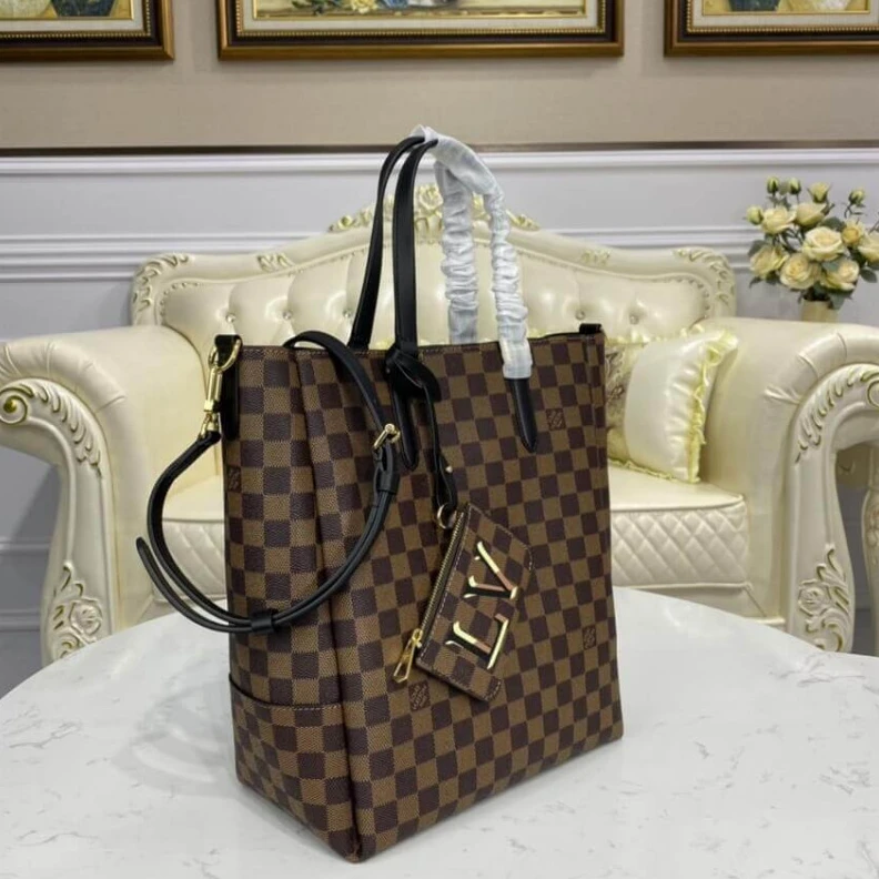 Top lv Inside fl LV Damier Belmont MM Black