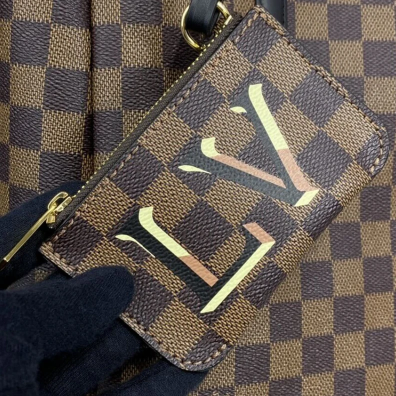 Top lv Inside fl LV Damier Belmont MM Black