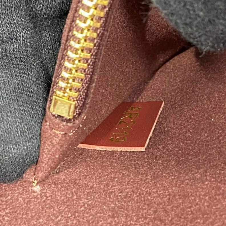 Replica bags Strap dro LV Damier Belmont MM Burgundy