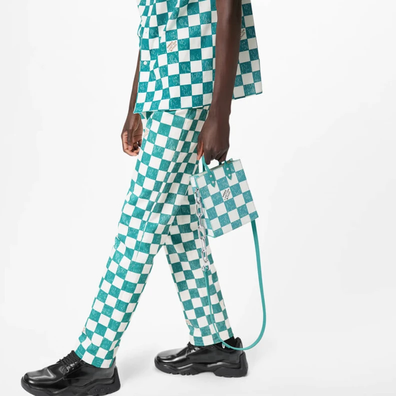 Handle: D Louis Vuitton Damier Checkerboard Pattern Sac Plat XS Turquoise