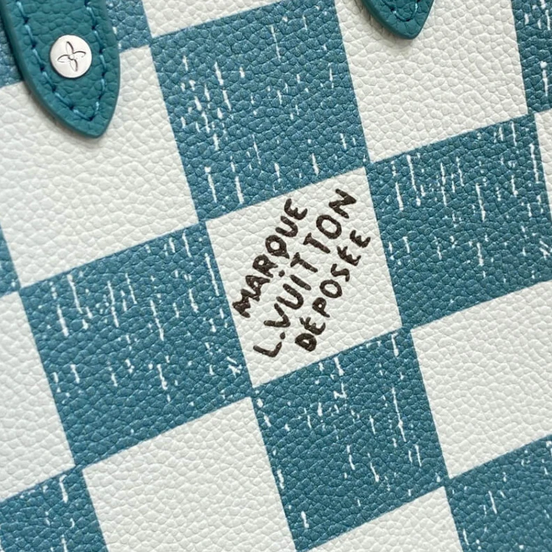 Handle: D Louis Vuitton Damier Checkerboard Pattern Sac Plat XS Turquoise