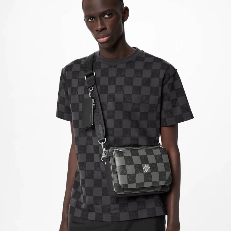 Replica bags lv This Trio Louis Vuitton Damier Checkerboard Pattern Trio Messenger