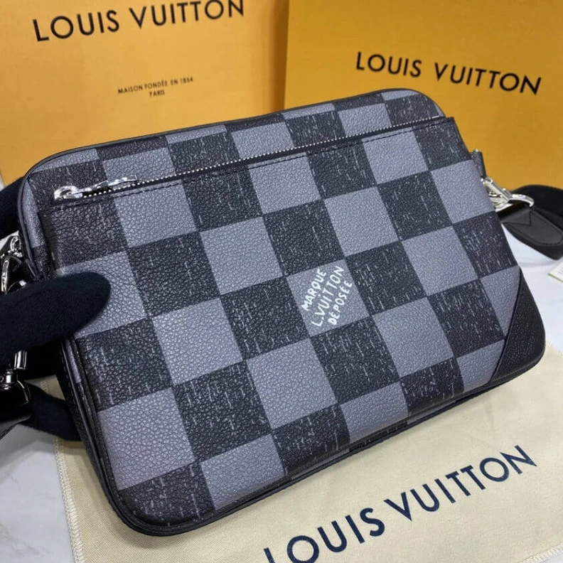 Replica bags lv This Trio Louis Vuitton Damier Checkerboard Pattern Trio Messenger