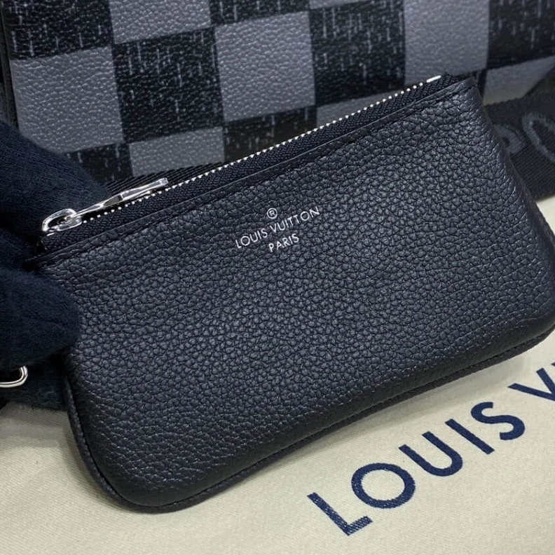 Replica bags lv This Trio Louis Vuitton Damier Checkerboard Pattern Trio Messenger