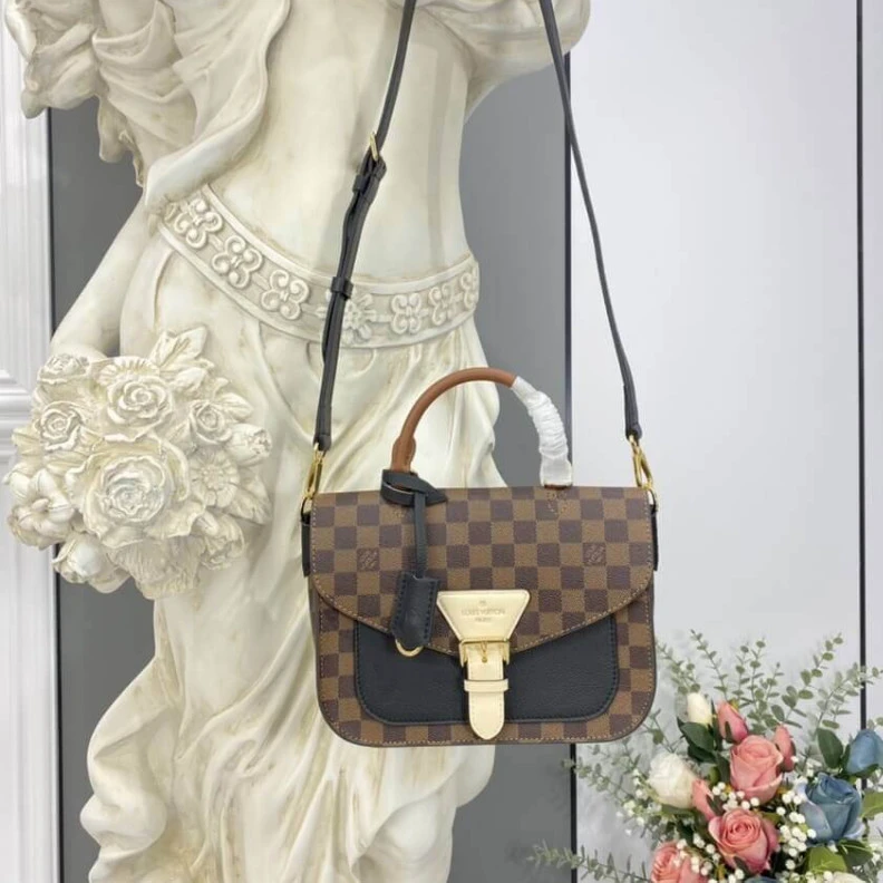 Mythick.ru Magnetic LV Damier Ebene Beaumarchais Black