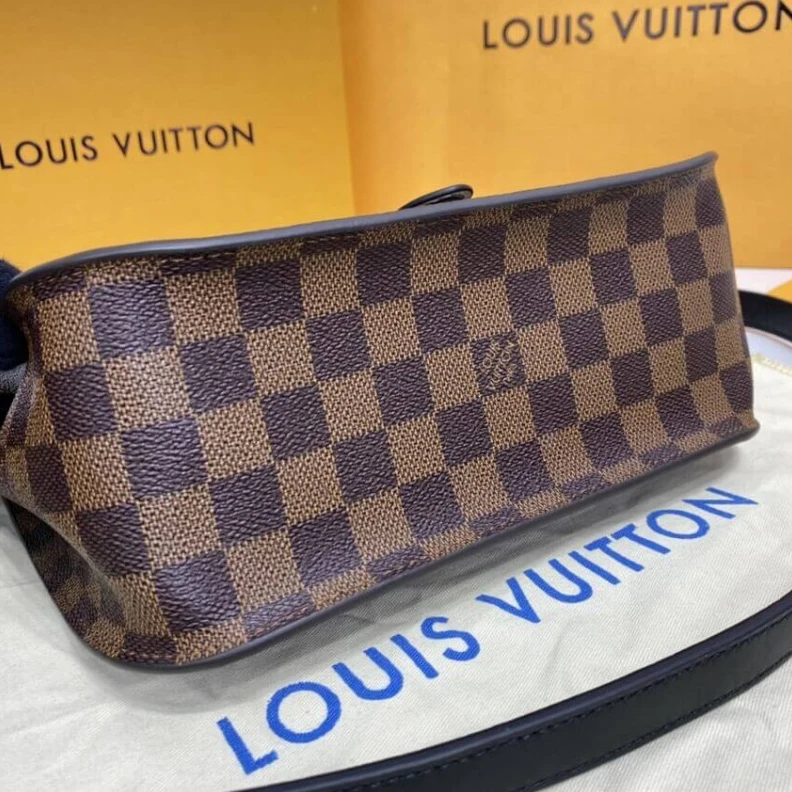 Mythick.ru Magnetic LV Damier Ebene Beaumarchais Black