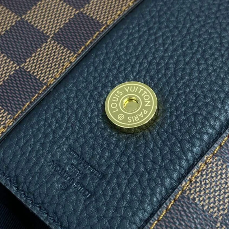 Mythick.ru Goldcolor LV Damier Ebene Bond Street BB Black