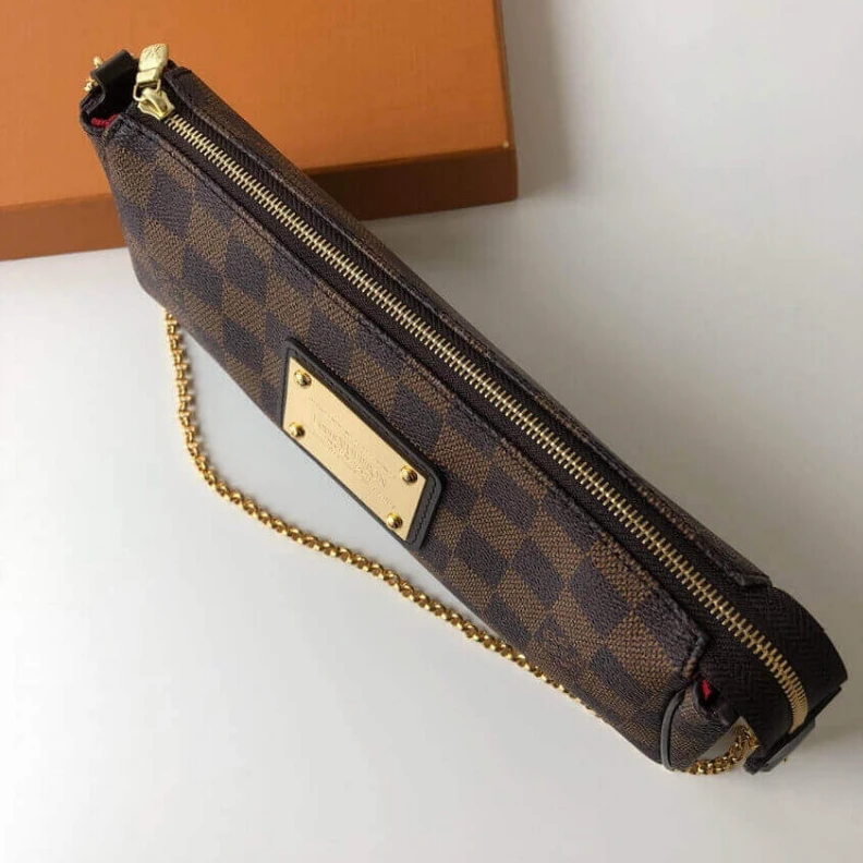 Mythick Textile l LV Damier Ebene Canvas Eva Clutch