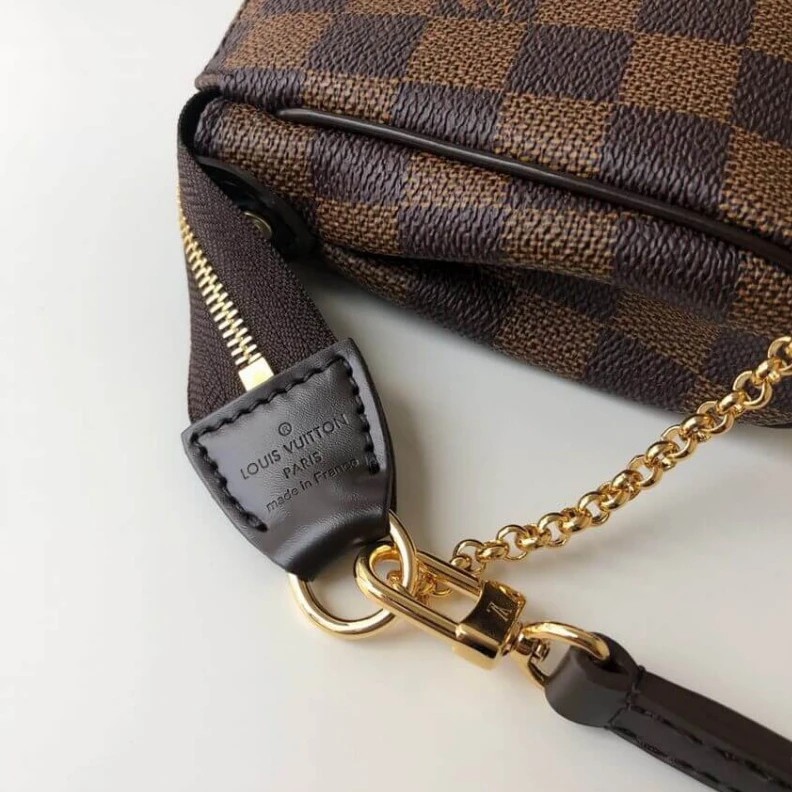 Mythick Textile l LV Damier Ebene Canvas Eva Clutch