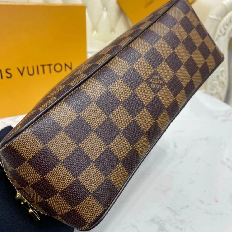 Replica bags Washable Louis Vuitton Damier Ebene Canvas Toiletry Bag 25