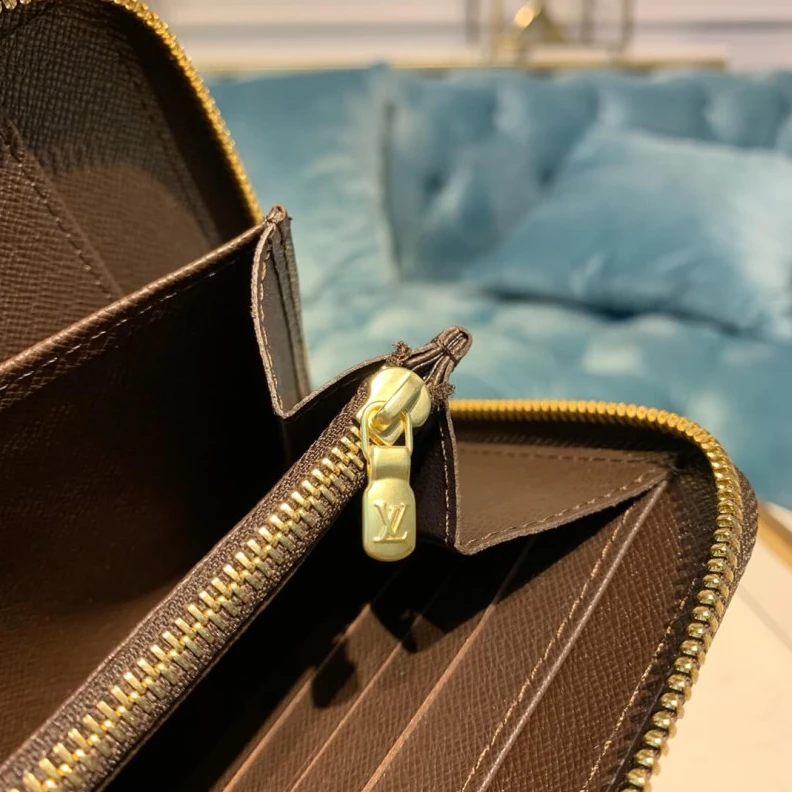 Top lv 1 zipped Louis Vuitton Damier Ebene Canvas Zippy Organizer Wallet