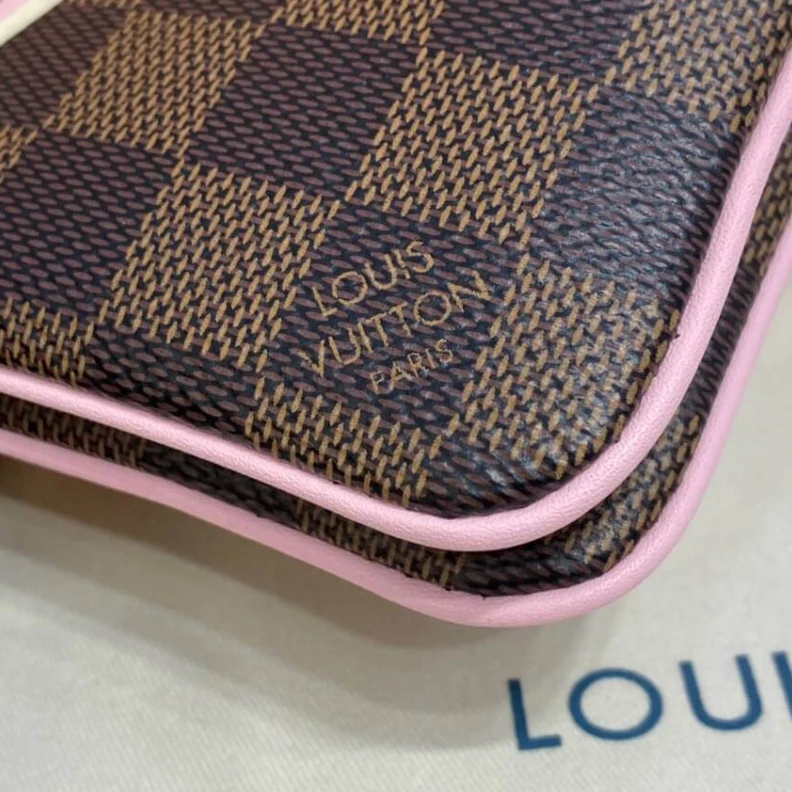 Mythick ru Microfibe LV Damier Ebene Double Zip Pochette