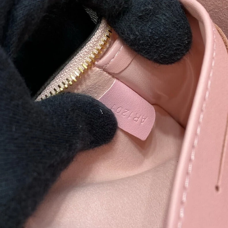Mythick ru Microfibe LV Damier Ebene Double Zip Pochette