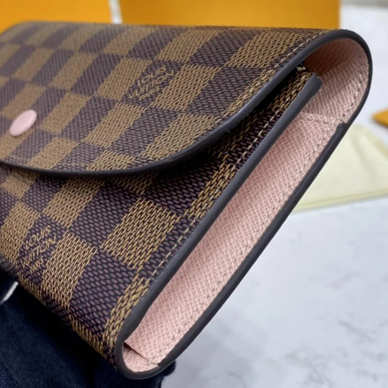 Mythick ru 4 credit Louis Vuitton Damier Ebene Emilie Wallet Pink