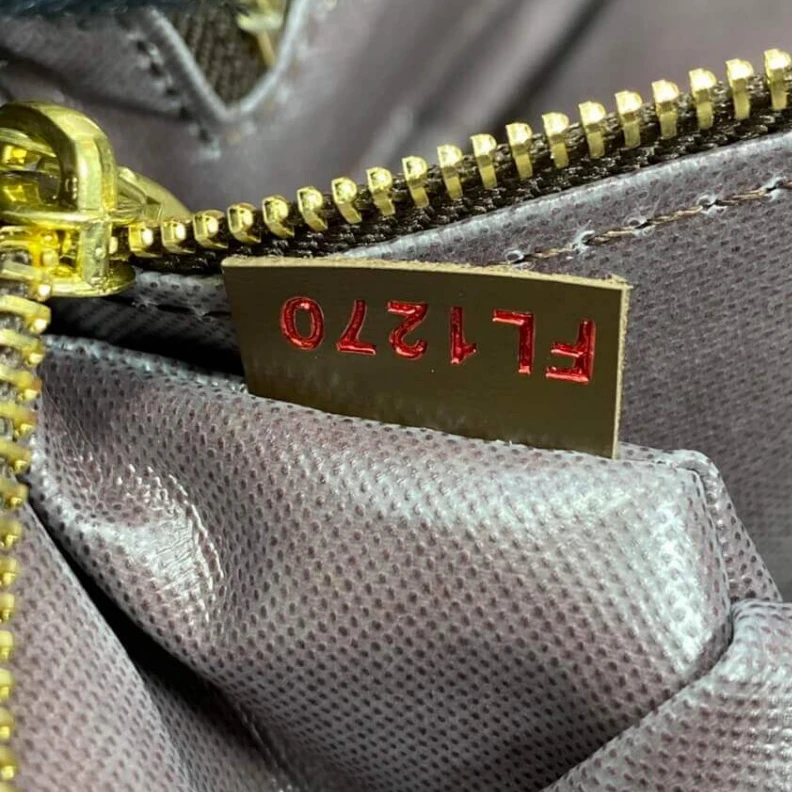 Replica bags lv Double zi Louis Vuitton Damier Ebene King Size Toiletry Bag
