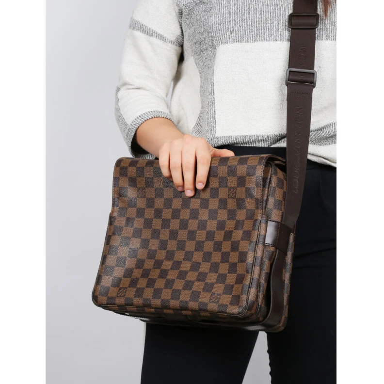 Replica bag This fully Louis Vuitton Damier Ebene Naviglio Messenger Bag