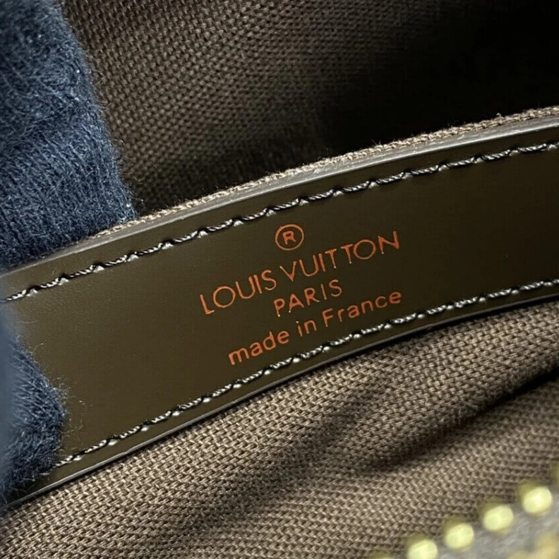 Replica bag This fully Louis Vuitton Damier Ebene Naviglio Messenger Bag