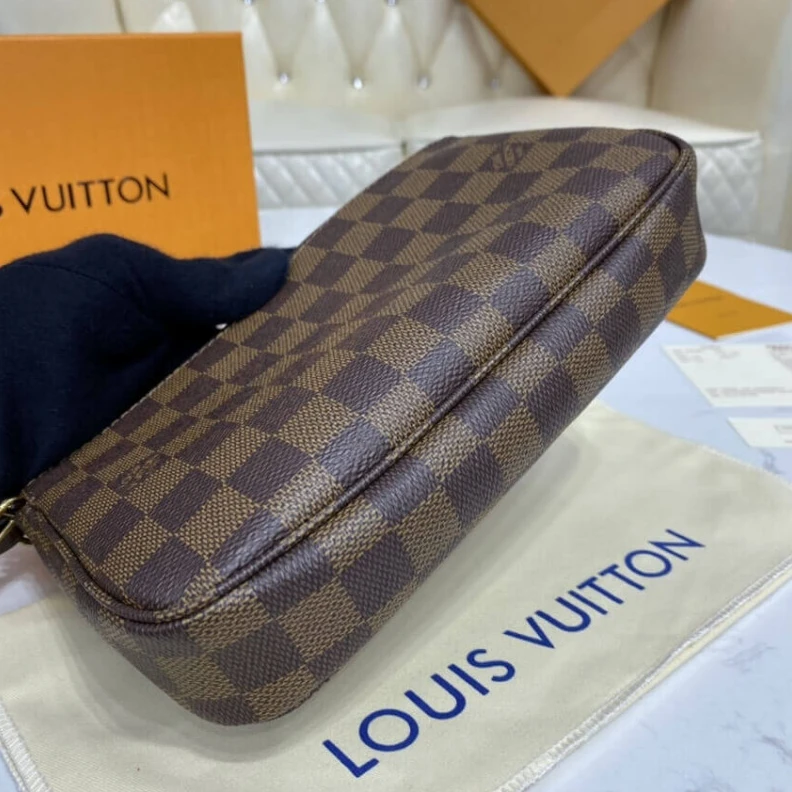 Mythick.ru Golden co Louis Vuitton Damier Ebene Pochette Accessoires