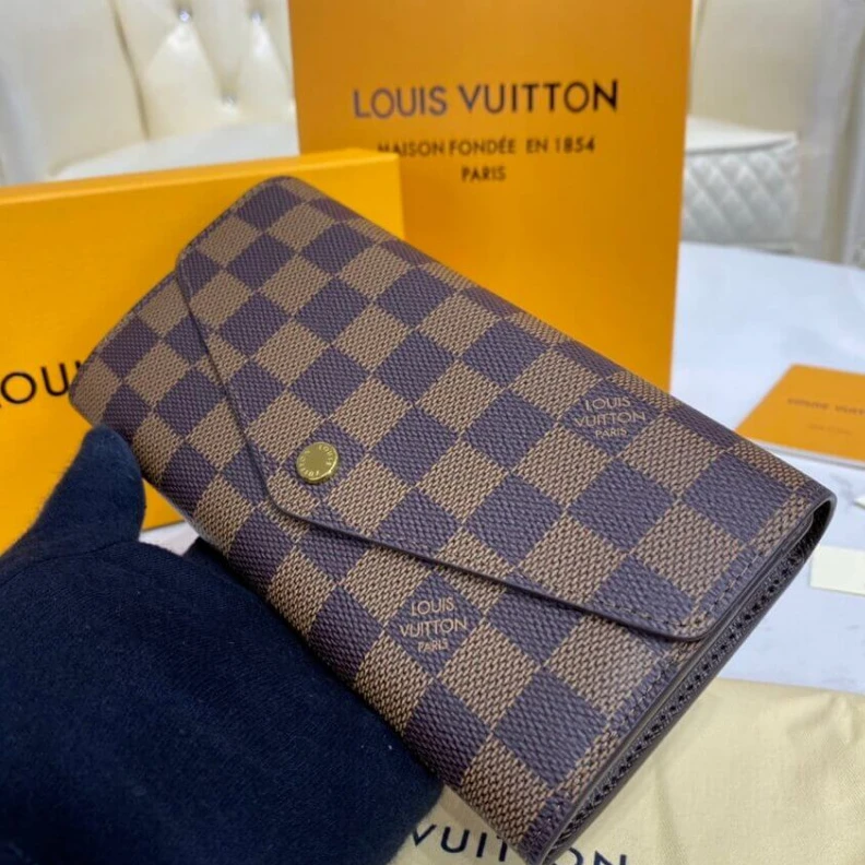 Lv belts replica Press stu Louis Vuitton Damier Ebene Sarah Wallet Brown