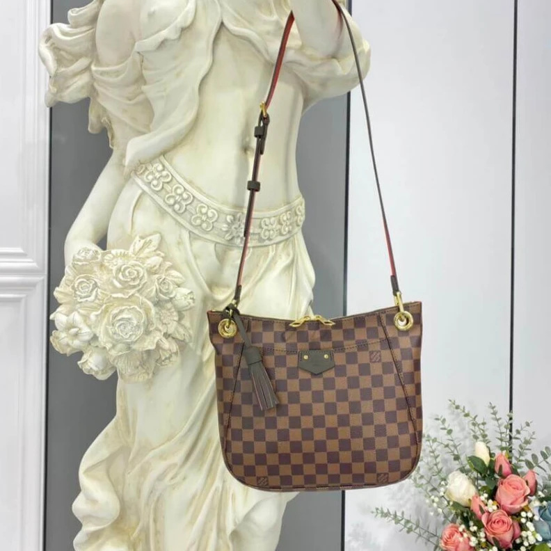 Louis vuitton locations Damier Eb LV Damier Ebene South Bank Besace