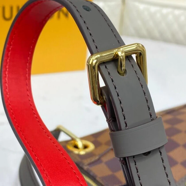 Louis vuitton locations Damier Eb LV Damier Ebene South Bank Besace