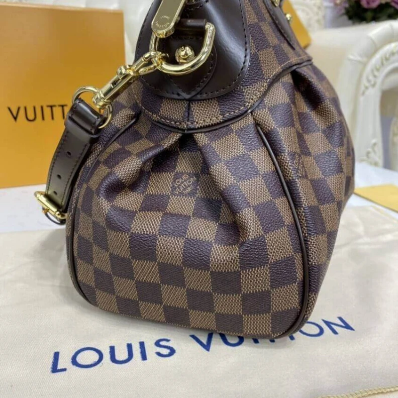 Mythick ru Golden Ha LV Damier Ebene Trevi PM