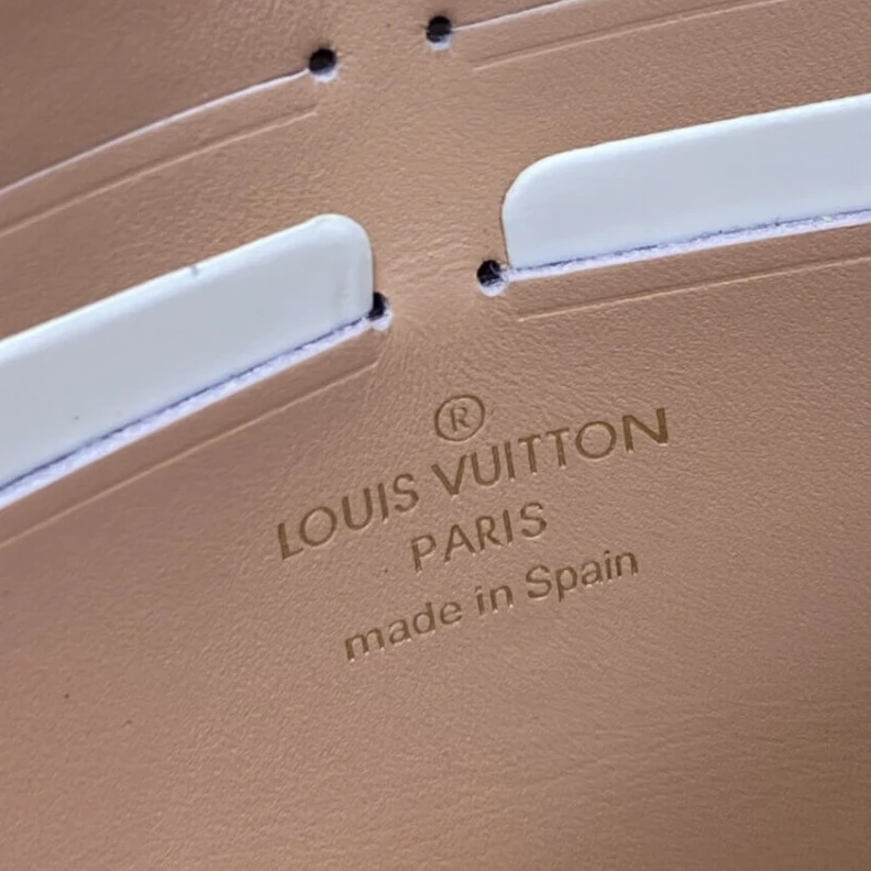 Lv belts replica The Vavin LV Damier Ebene Vavin Chain Wallet Creme