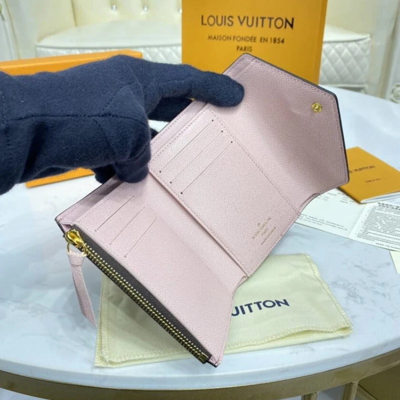 Mythick Grained c Louis Vuitton Damier Ebene Victorine Wallet Pink