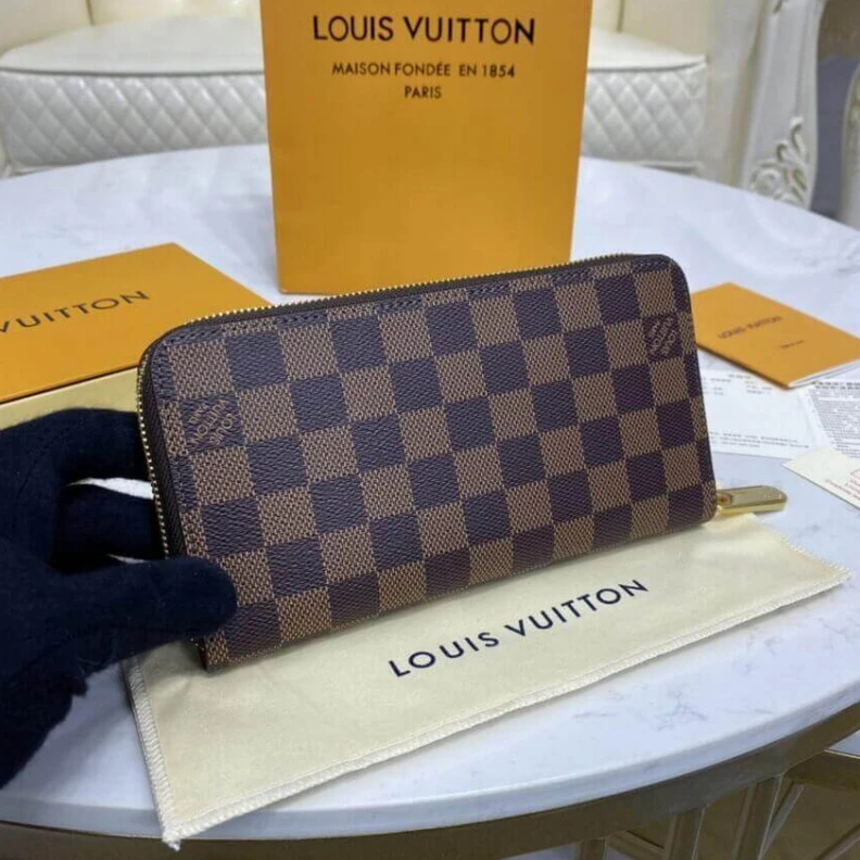 Replica bags 1 open co Louis Vuitton Damier Ebene Zippy Wallet Pink