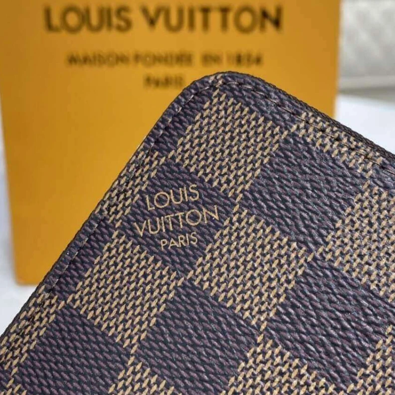 Replica bags 1 open co Louis Vuitton Damier Ebene Zippy Wallet Pink