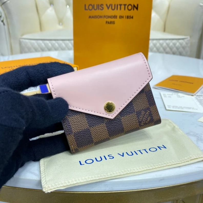Replica bag Zipped co Louis Vuitton Damier Ebene Zoe Wallet Pink