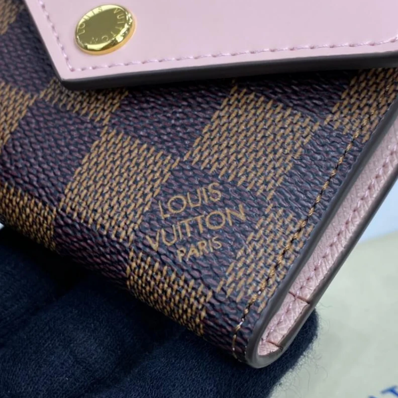 Replica bag Zipped co Louis Vuitton Damier Ebene Zoe Wallet Pink