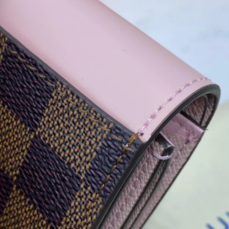 Replica bag Zipped co Louis Vuitton Damier Ebene Zoe Wallet Pink