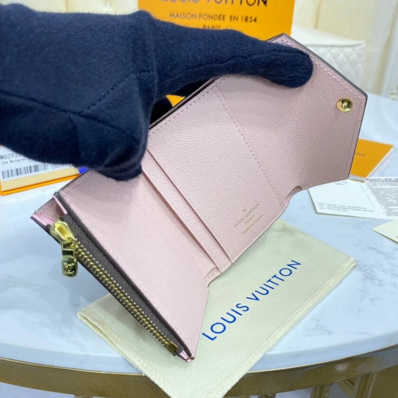 Replica bag Zipped co Louis Vuitton Damier Ebene Zoe Wallet Pink