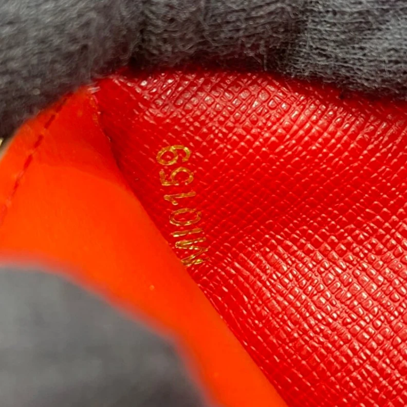 Replica bags lv  Coqu Louis Vuitton Damier Ebene Zoe Wallet Red